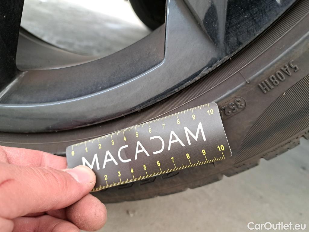  Volkswagen  Tiguan VOLKSWAGEN  Allspace / 2021 / 5P / SUV 2.0 TDI 150 DSG7 R-Line #11