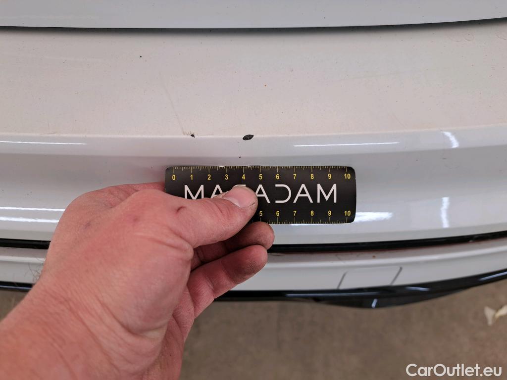  Volkswagen  Tiguan VOLKSWAGEN  Allspace / 2021 / 5P / SUV 2.0 TDI 150 DSG7 R-Line #17