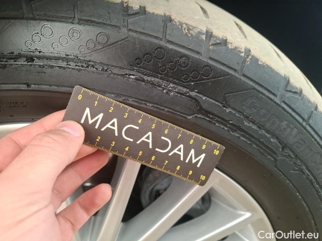  Mercedes  Vito MERCEDES-BENZ  Mixto Compact / 2020 / 4P / Fourgon tôlé 119 CDI Mixto CP SELECT #24