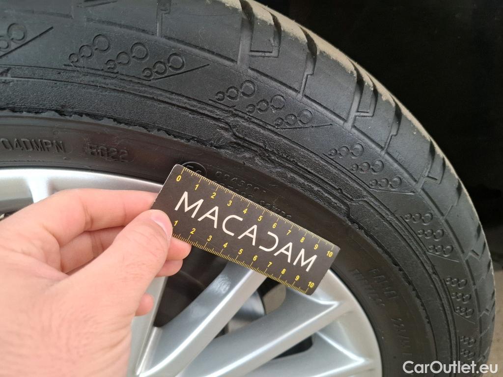  Mercedes  Vito MERCEDES-BENZ  Mixto Compact / 2020 / 4P / Fourgon tôlé 119 CDI Mixto CP SELECT #38