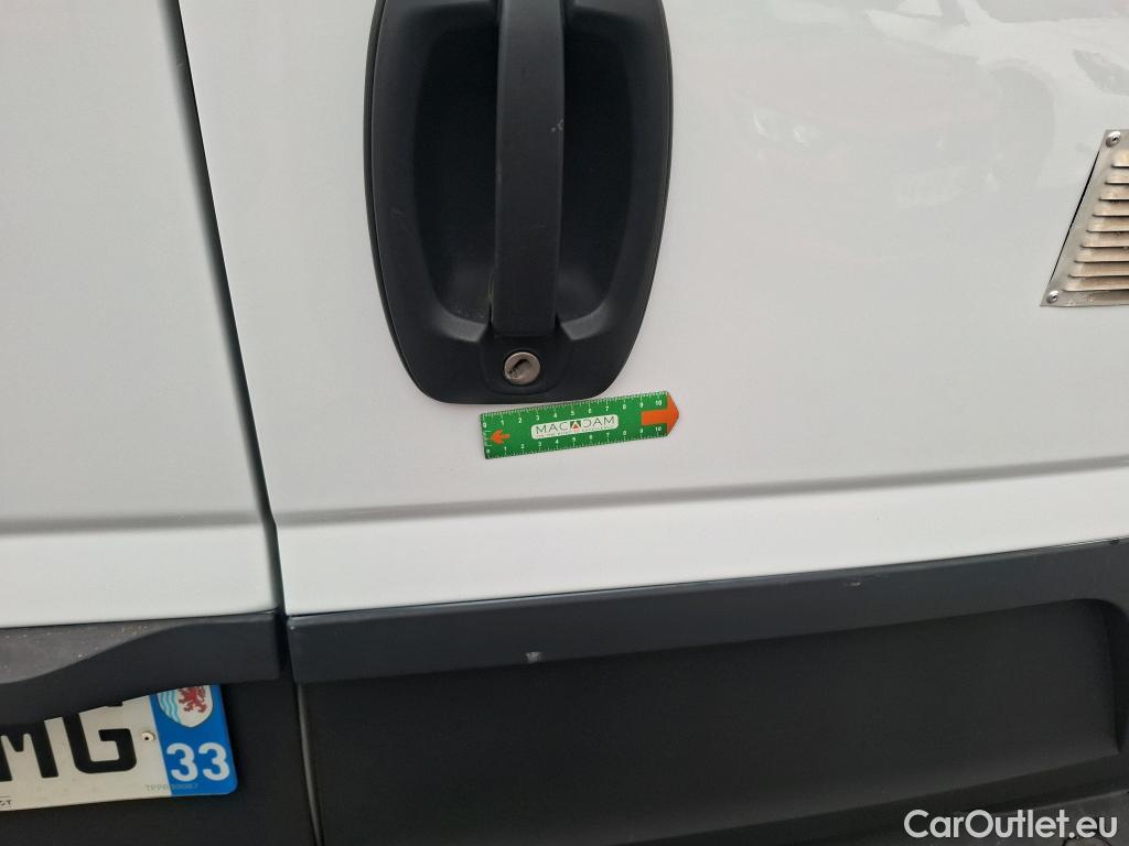  Iveco  Daily IVECO  VU 4p Fourgon 35S14NA8 V11 H2 3520 B POWER / GNV #3