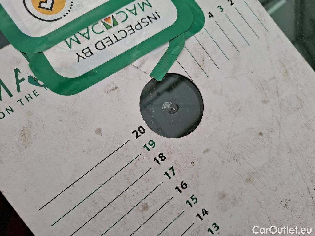  Peugeot  208  Premium 1.5 HDi 100CV BVM6 E6d #4