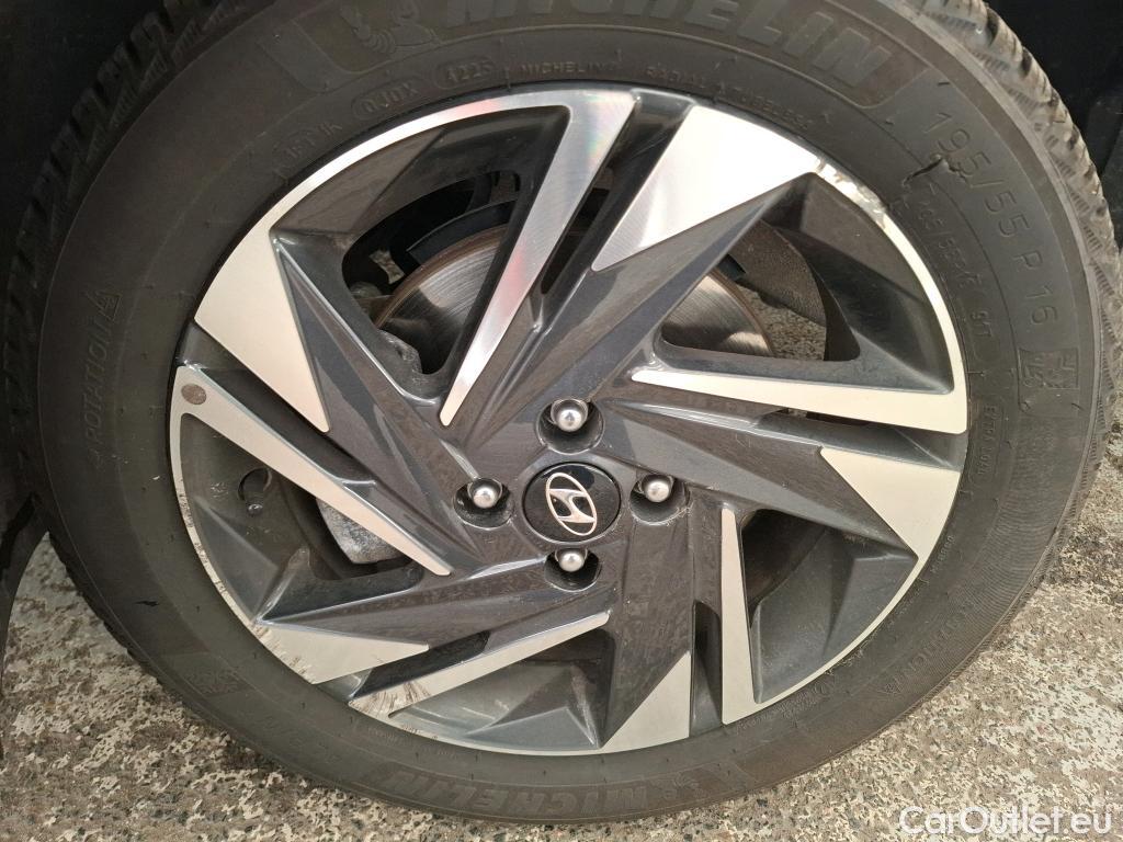  Hyundai  Bayon  / 2021 / 5P / SUV 1.0 T-GDI 100 HYBRID 48V INTUITIVE / TRANSFO VP/VF #13