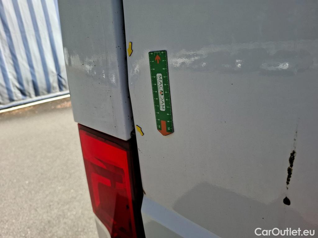  Peugeot  Boxer PEUGEOT  VU 4p Fourgon 2.0 BLUEHDI 130 S&S PREMIUM 335 L3H2 #7