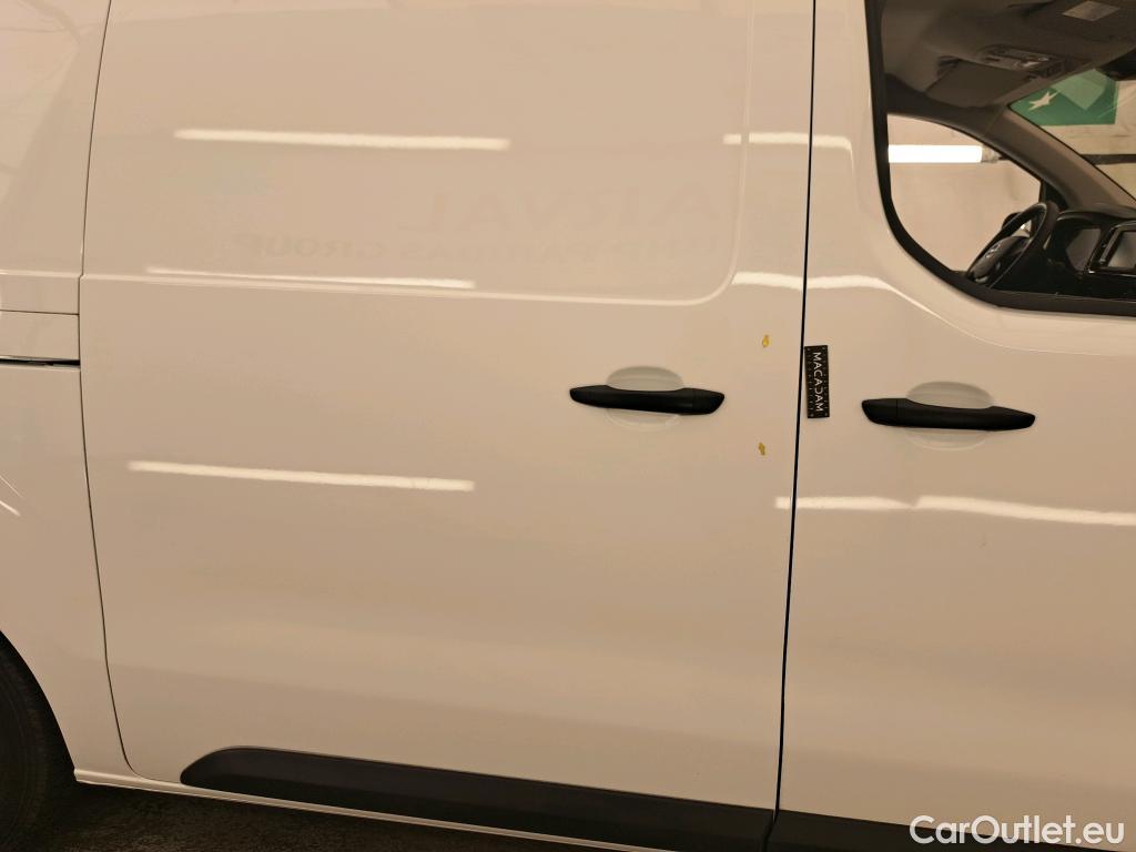  Opel  Vivaro OPEL  / 2019 / 4P / Fourgon tôlé 1.5 Diesel 120 L2 PACK BUSINESS #7