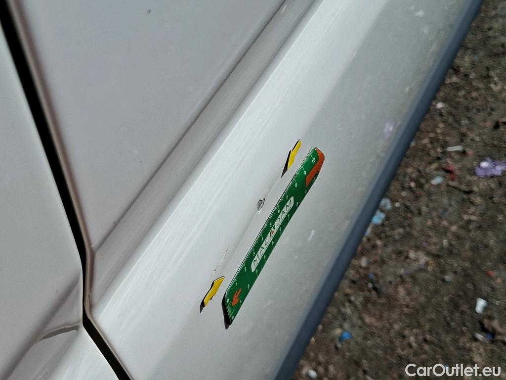  Peugeot  Boxer PEUGEOT  VU 4p Fourgon 2.0 BLUEHDI 130 S&S PREMIUM 335 L3H2 #14