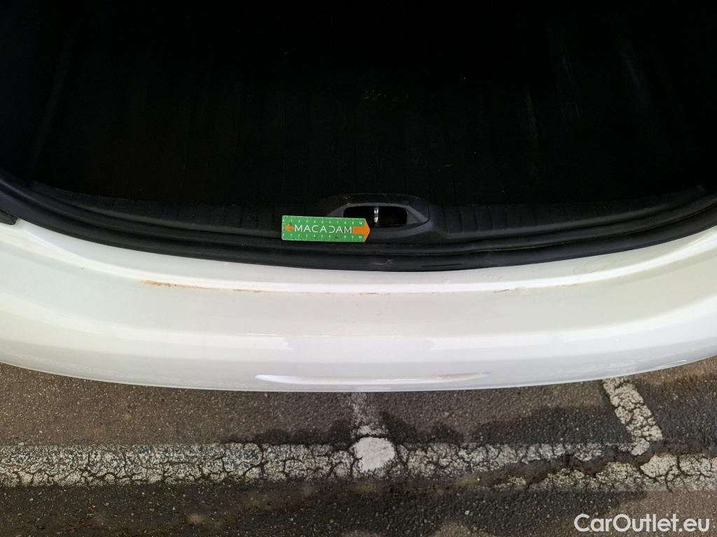  Peugeot  208  Affaire Premium Pack 1.5 HDi 100CV BVM5 E6dT #48