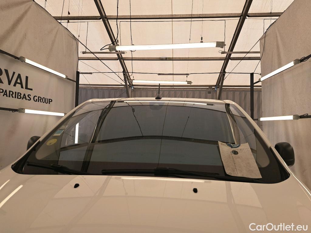  Opel  Vivaro OPEL  / 2019 / 4P / Fourgon tôlé 1.5 Diesel 120 L2 PACK BUSINESS #16