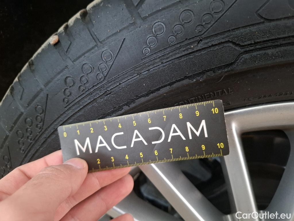  Mercedes  Vito MERCEDES-BENZ  Mixto Compact / 2020 / 4P / Fourgon tôlé 119 CDI Mixto CP SELECT #40