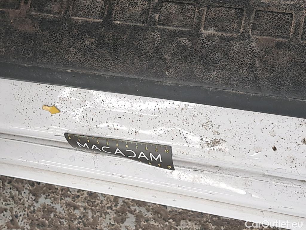  Opel  Vivaro OPEL  / 2019 / 4P / Fourgon tôlé 1.5 Diesel 120 L2 PACK BUSINESS #9