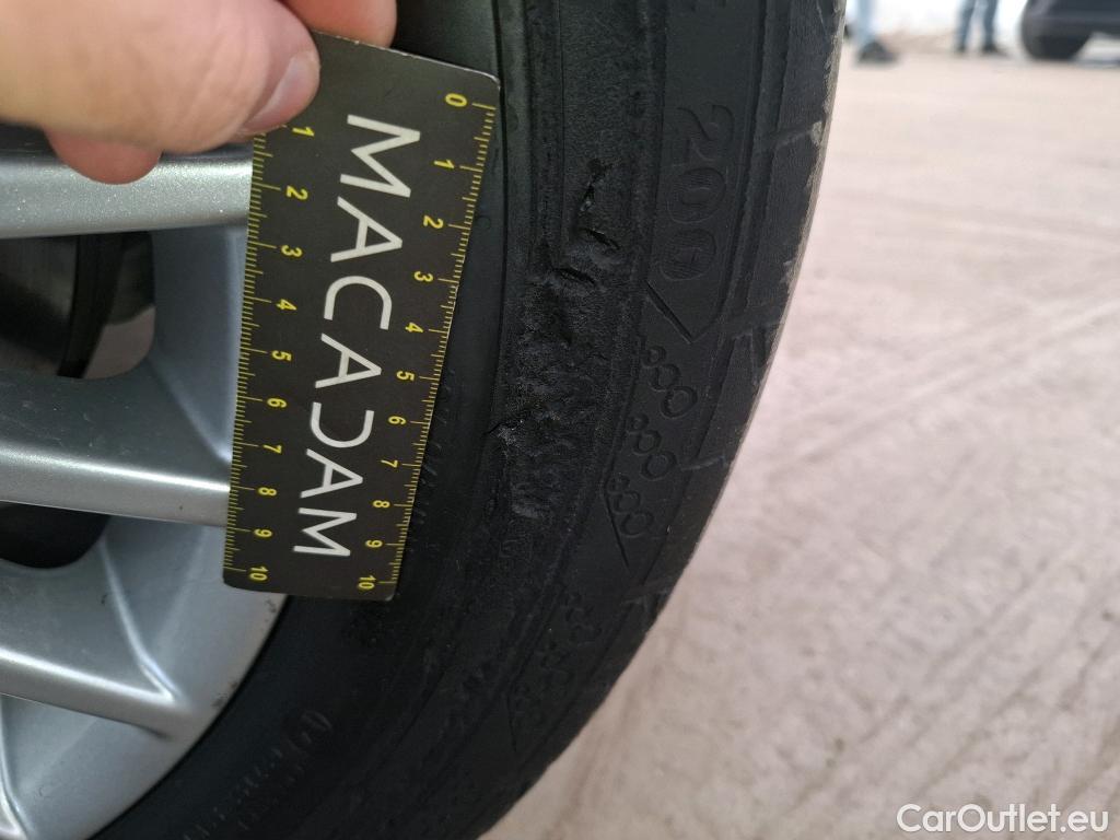  Mercedes  Vito MERCEDES-BENZ  Mixto Compact / 2020 / 4P / Fourgon tôlé 119 CDI Mixto CP SELECT #33