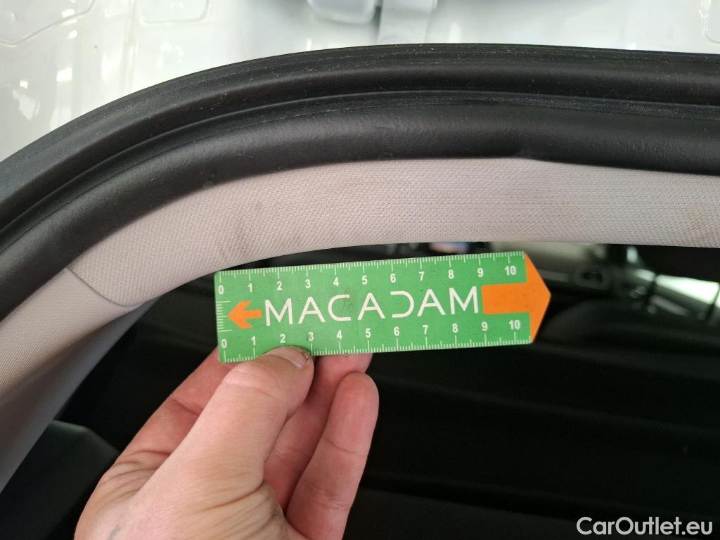  Renault  Megane  IV Berline 5 ptes. Société Air Nav 1.5 dCi 90CV BVM6 E6 #18