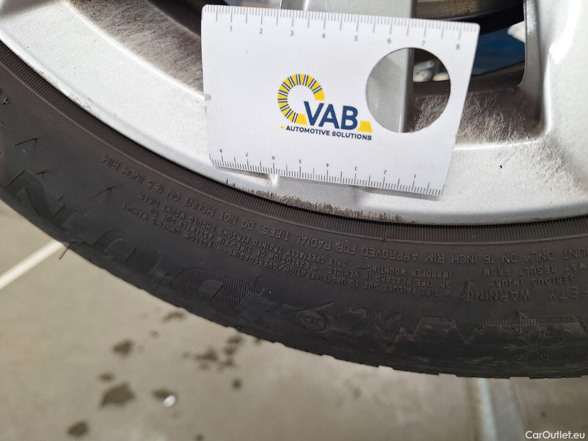  Audi  A3 Audi,  SB '20, Audi  Sportback 2.0 30 TDi 85kW 5d #33