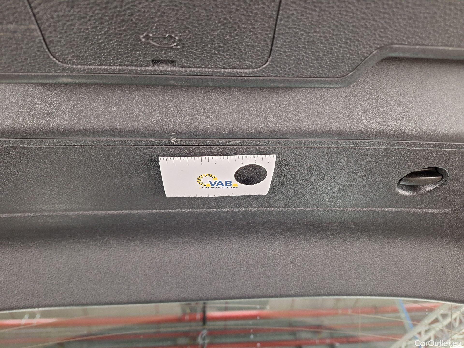  Audi  Q3 Audi,  SB '19 PHEV, Audi  Sportback 45 TFSI e S tronic 5d #33