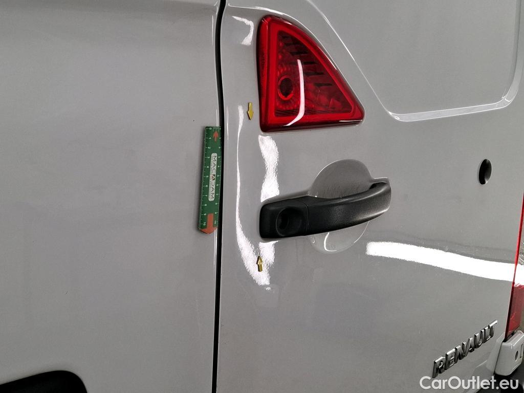  Renault  Master  III Fourgon L2H2 3 5 Grand Confort dCi 130CV BVM6 E6 #14
