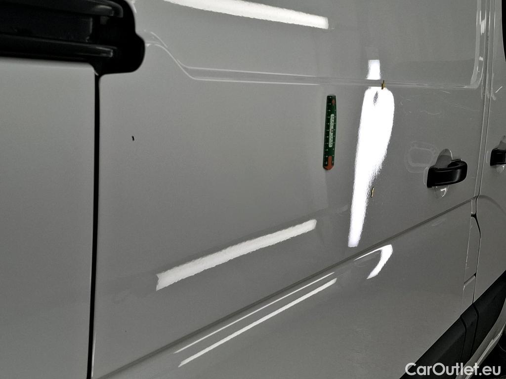  Renault  Master  III Fourgon L2H2 3 5 Grand Confort dCi 130CV BVM6 E6 #10