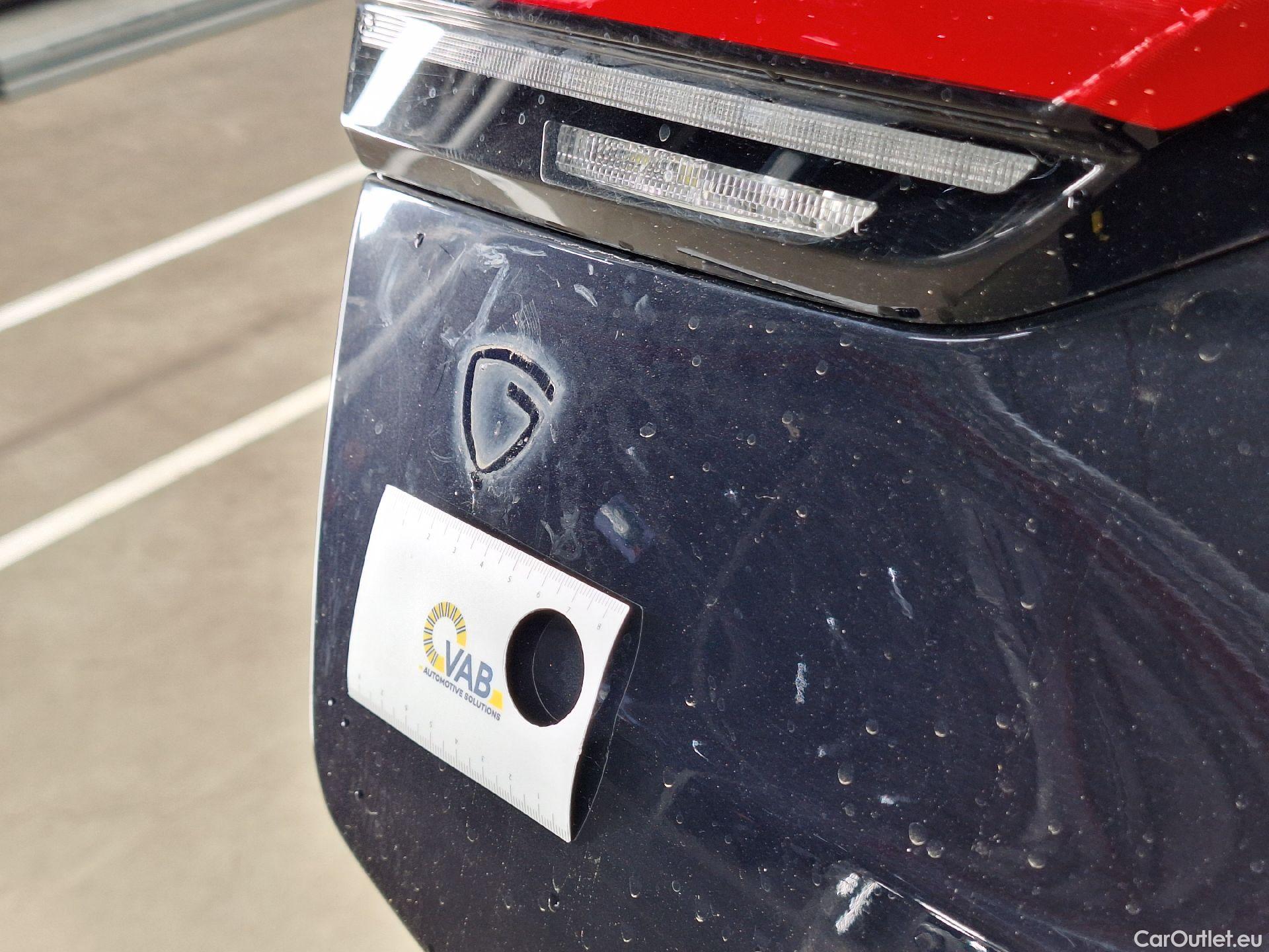  Bmw  Serie 5 BMW, 5-ser To FL'20 PHEV, BMW 5 Reeks Touring 520e 150kW 5d #8