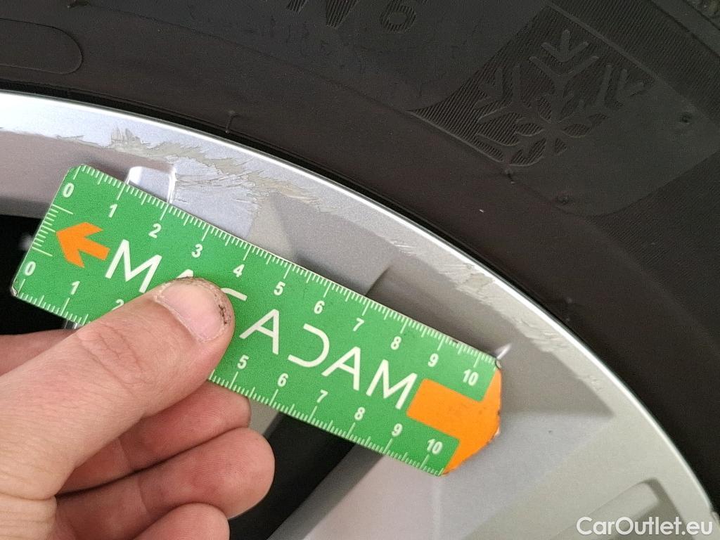  Renault  Megane  IV Berline 5 ptes. Société Air Nav 1.5 dCi 90CV BVM6 E6 #25