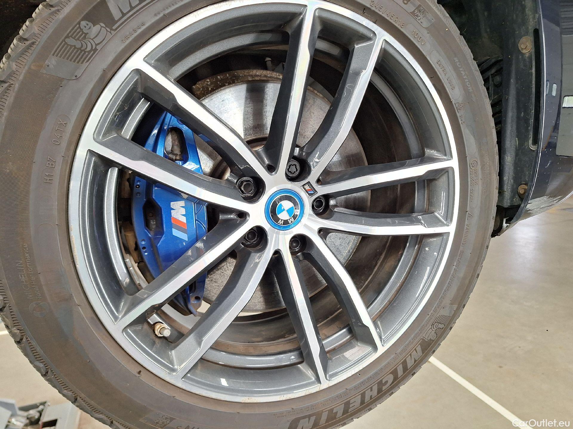  Bmw  Serie 5 BMW, 5-ser To FL'20 PHEV, BMW 5 Reeks Touring 520e 150kW 5d #37