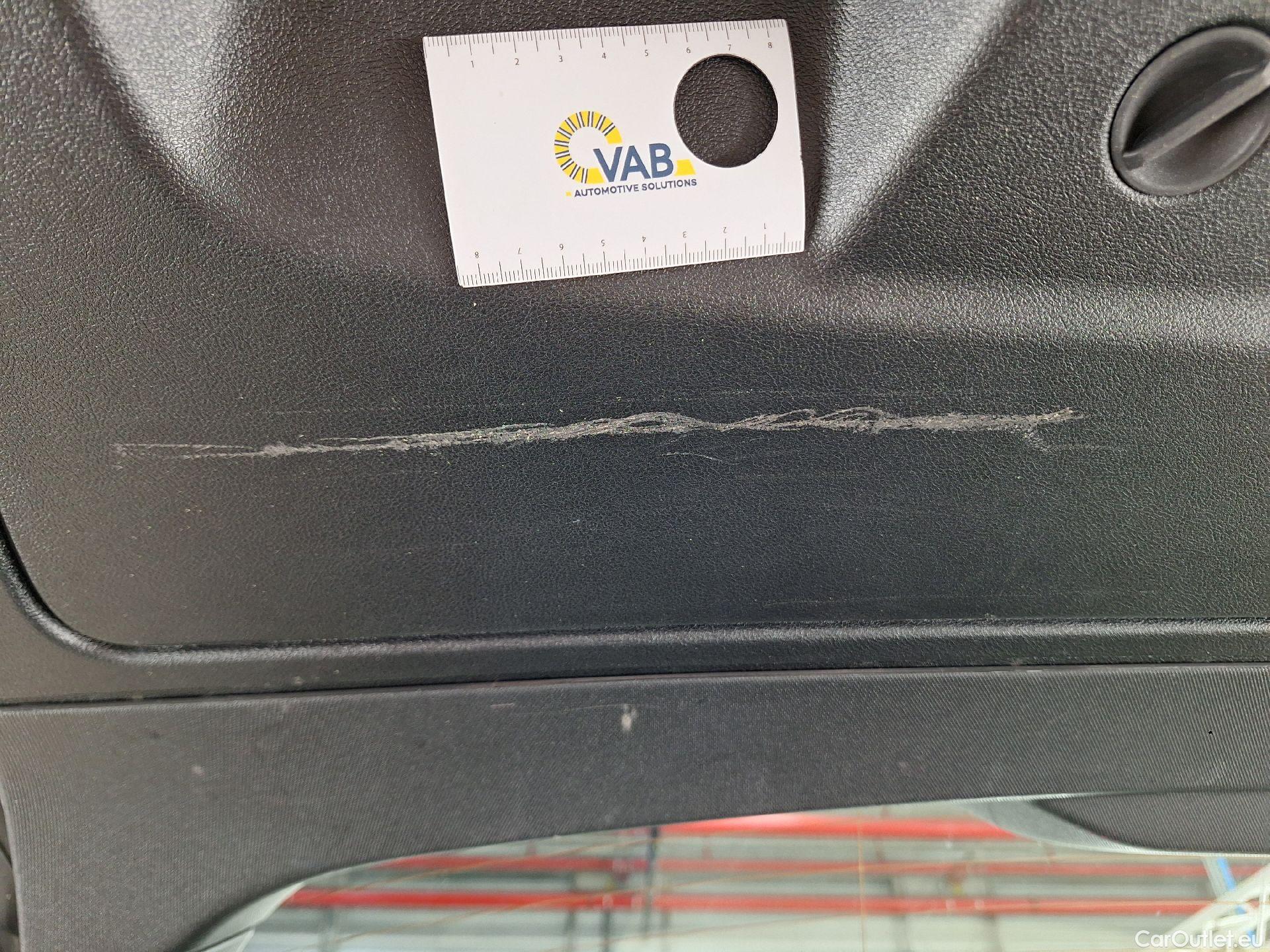  Bmw  Serie 5 BMW, 5-ser To FL'20 PHEV, BMW 5 Reeks Touring 520e 150kW 5d #40