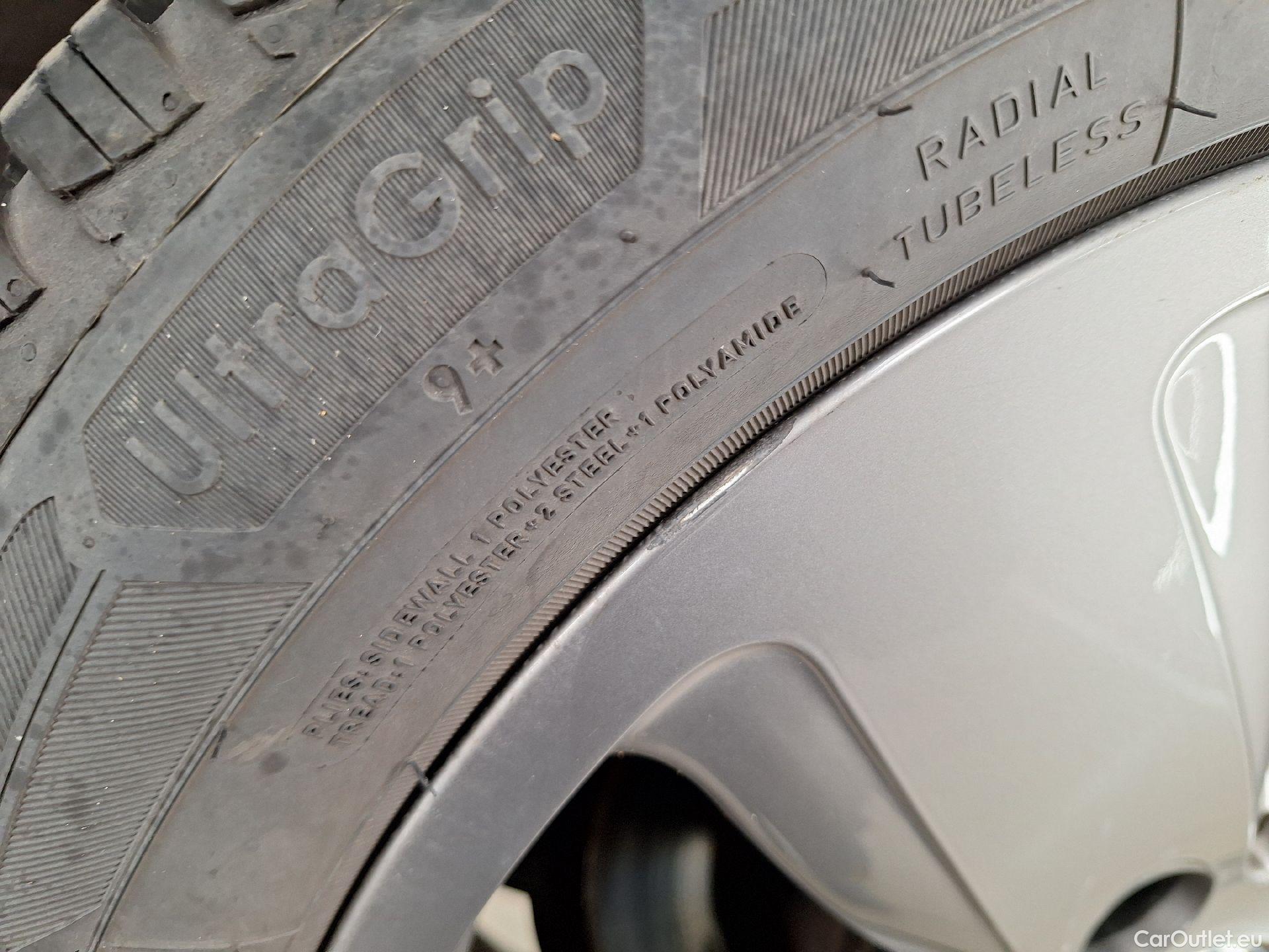  Bmw  Serie 1 BMW, 1-serie '19, BMW 1 Reeks Hatch 116d (85 kW) 5d #13