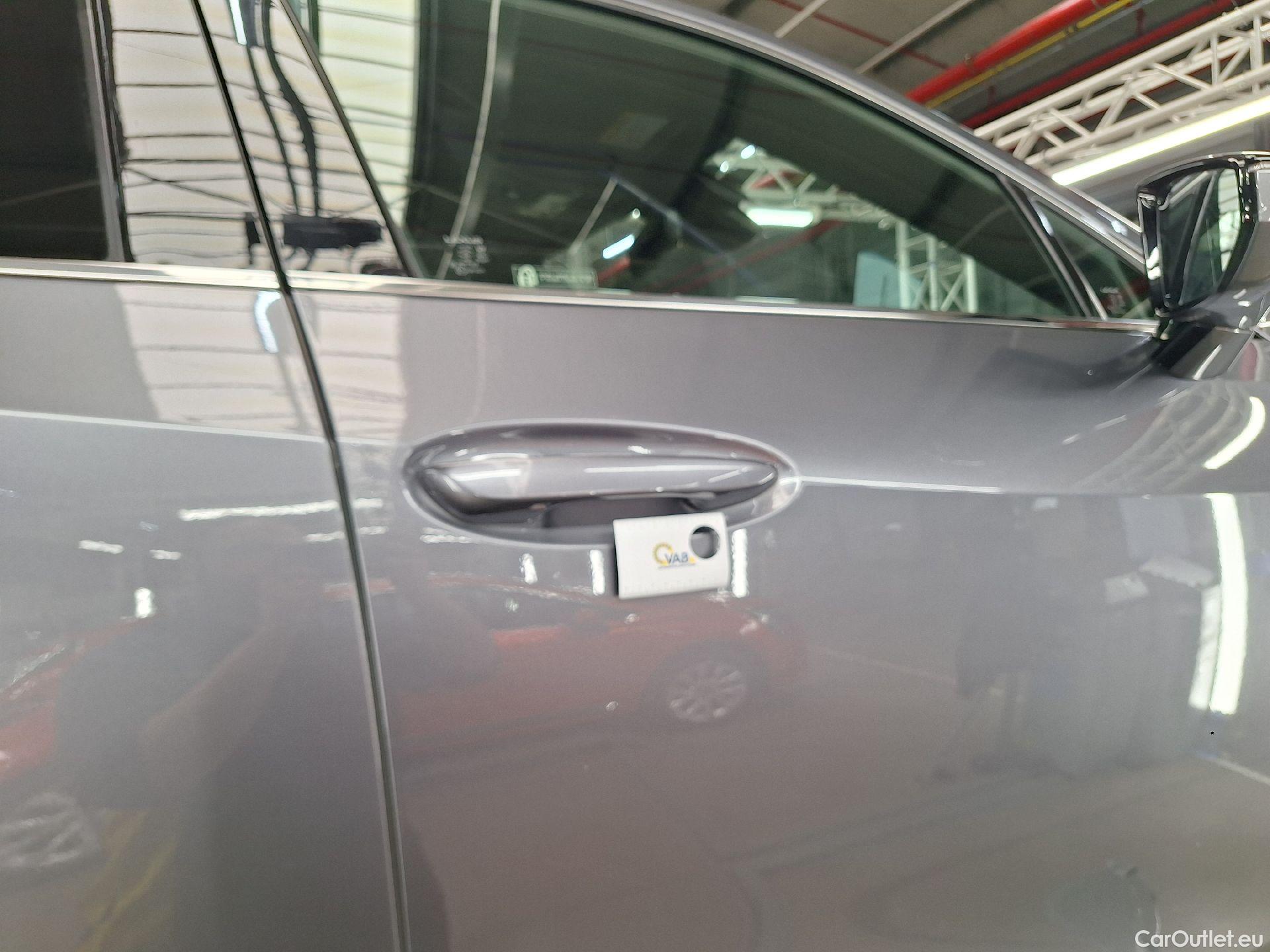  Lexus  UX Lexus,  '18, Lexus  2.0L 250H Executive Line 5d #23