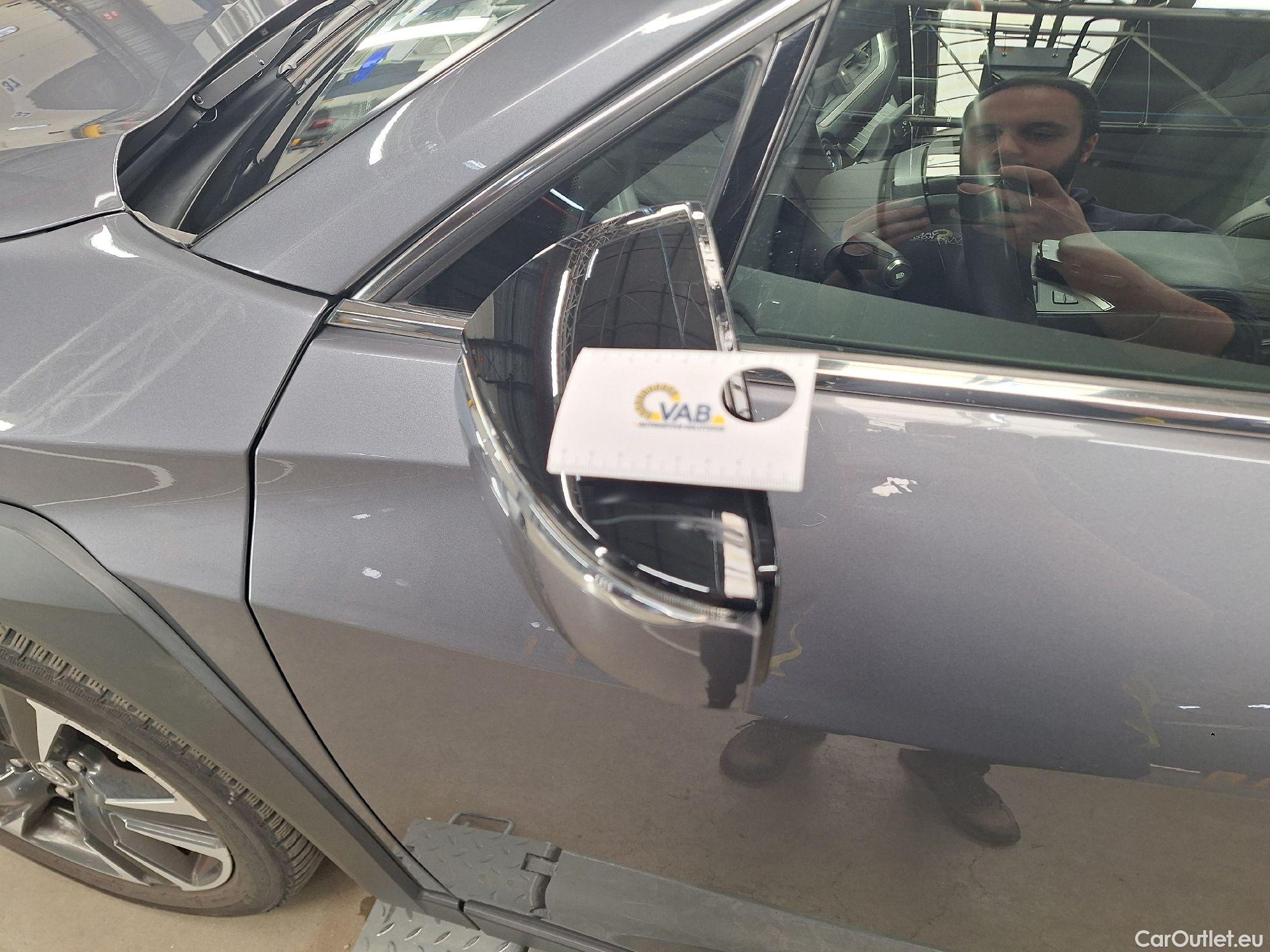  Lexus  UX Lexus,  '18, Lexus  2.0L 250H Executive Line 5d #6