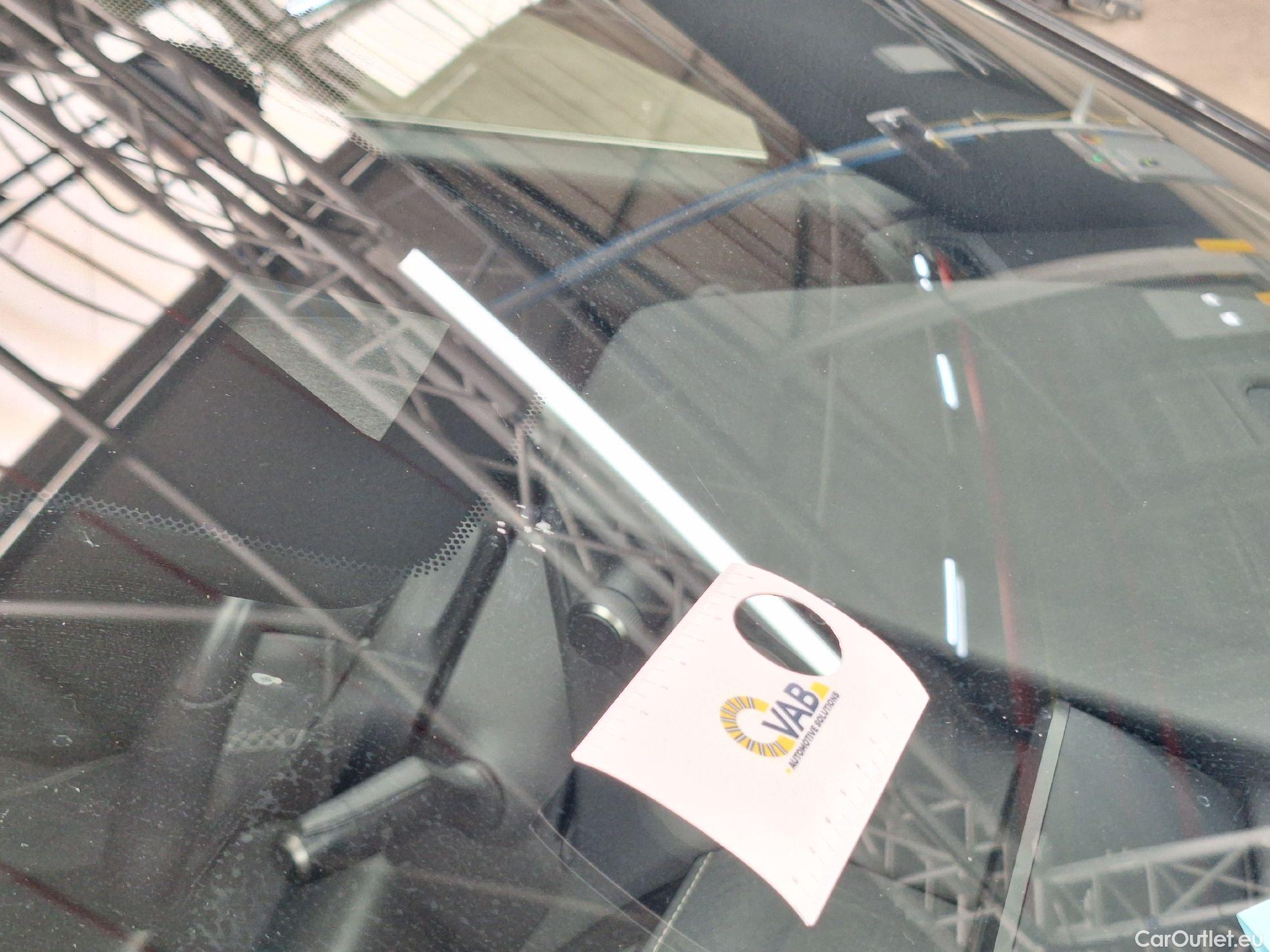  Lexus  UX Lexus,  '18, Lexus  2.0L 250H Executive Line 5d #5