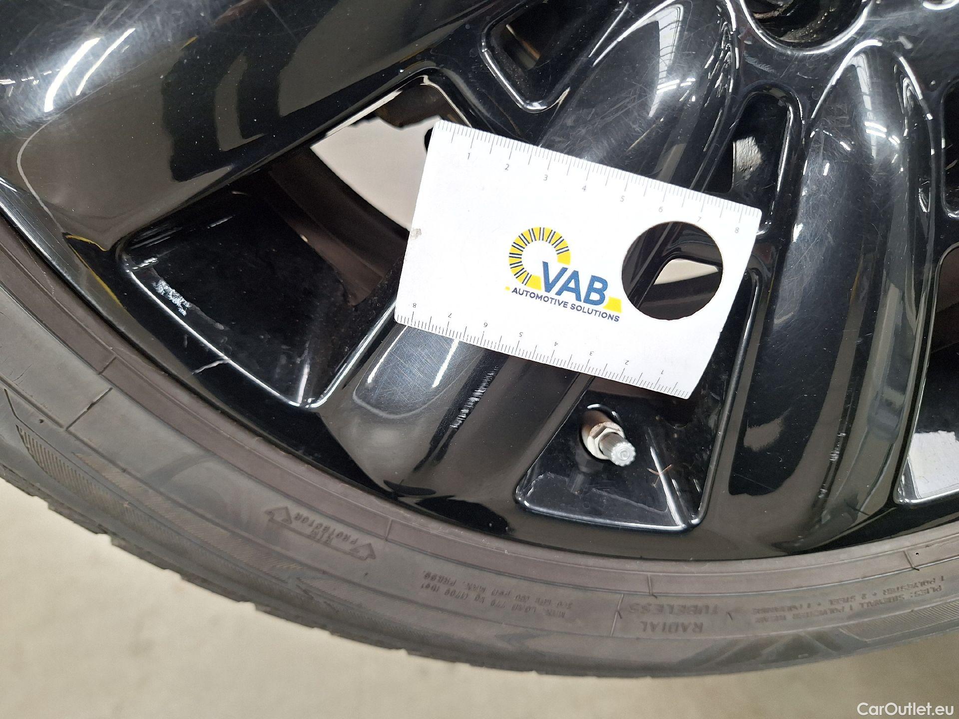  Mini  Countryman MINI, Mini  '16, Mini  Cooper S E ALL4 AT 5d #38