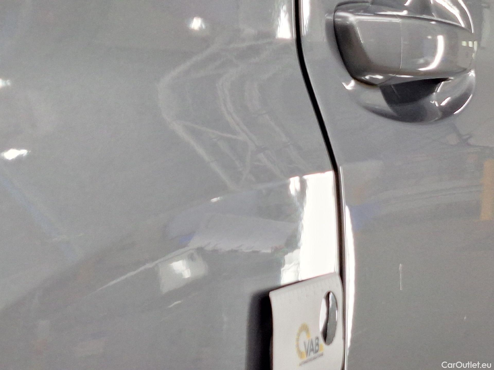  Peugeot  208 Peugeot,  '19, Peugeot  1.2 PureTech 100 EAT8 S&S GT 5d #37