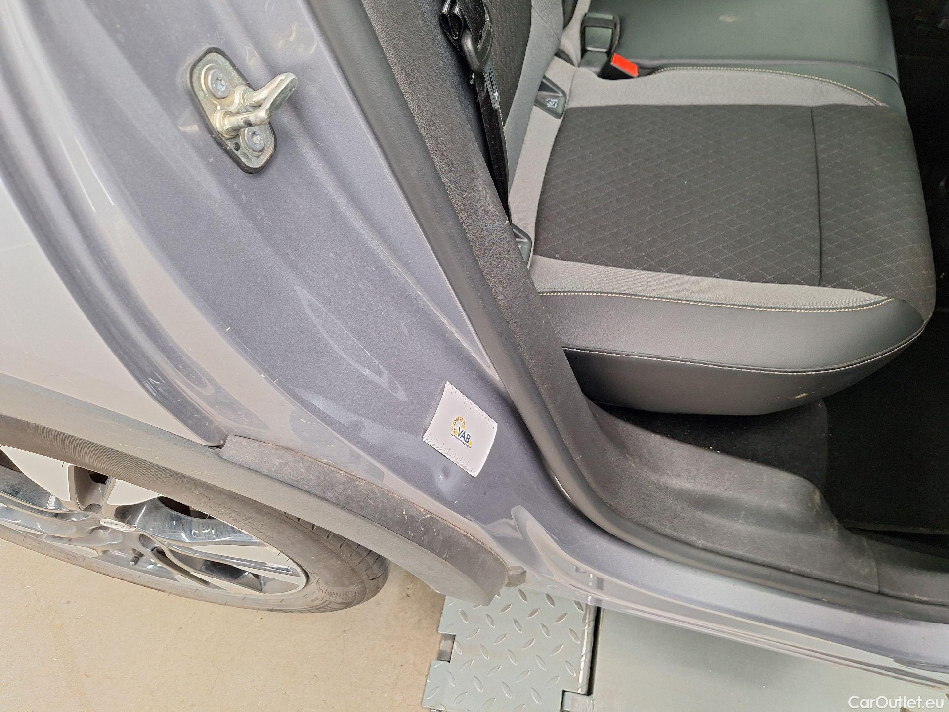  Opel   Grandland X Opel, '17, Opel 1.5 Turbo ECOTEC D S/S AT8 Innova #38