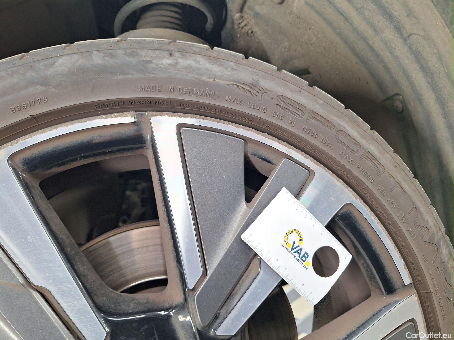  Peugeot  208 Peugeot,  '19, Peugeot  1.2 PureTech 100 EAT8 S&S GT 5d #46