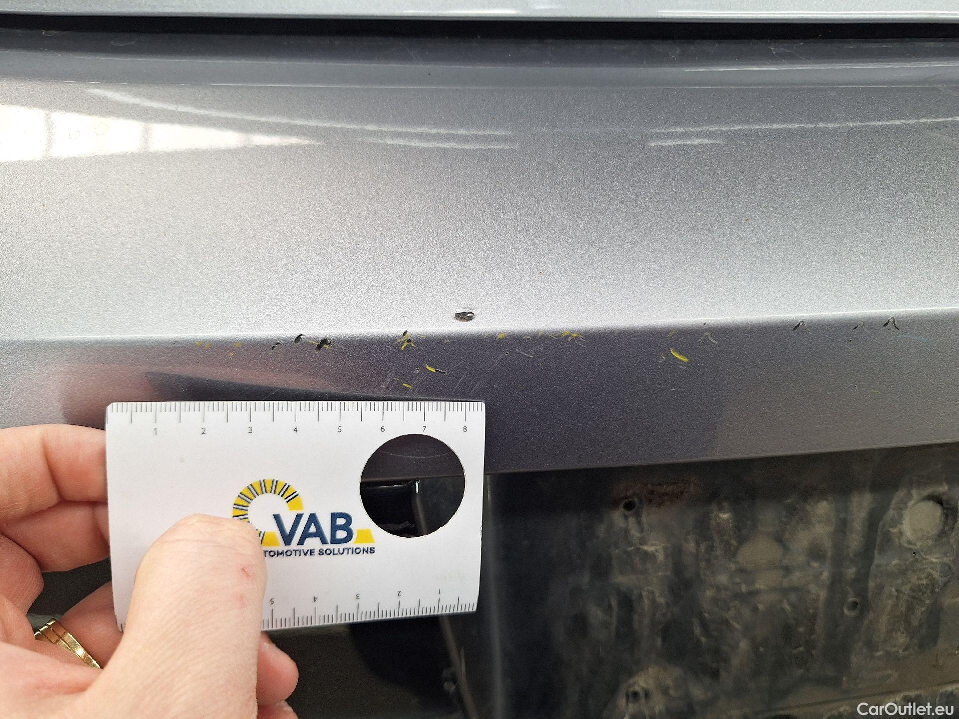  Peugeot  208 Peugeot,  '19, Peugeot  1.2 PureTech 100 EAT8 S&S GT 5d #32