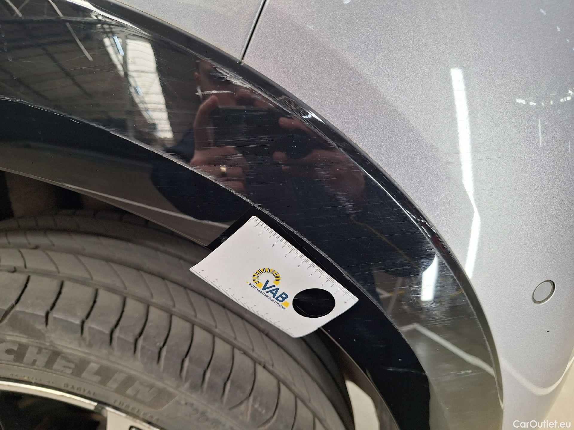  Peugeot  208 Peugeot,  '19, Peugeot  1.2 PureTech 100 EAT8 S&S GT 5d #29