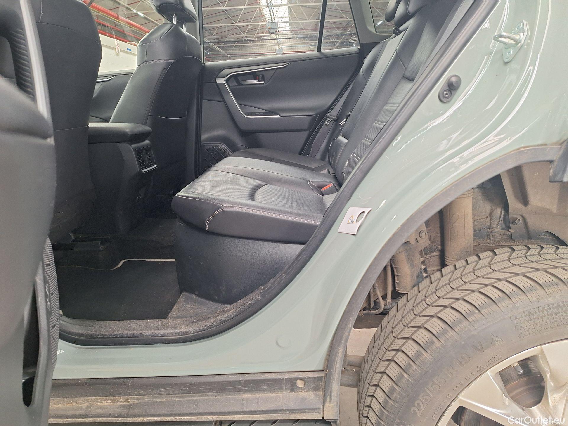  Toyota  RAV4 Toyota,  '18, Toyota  2.5 Hybrid Lithium 4x4 Premium Plus CV #35