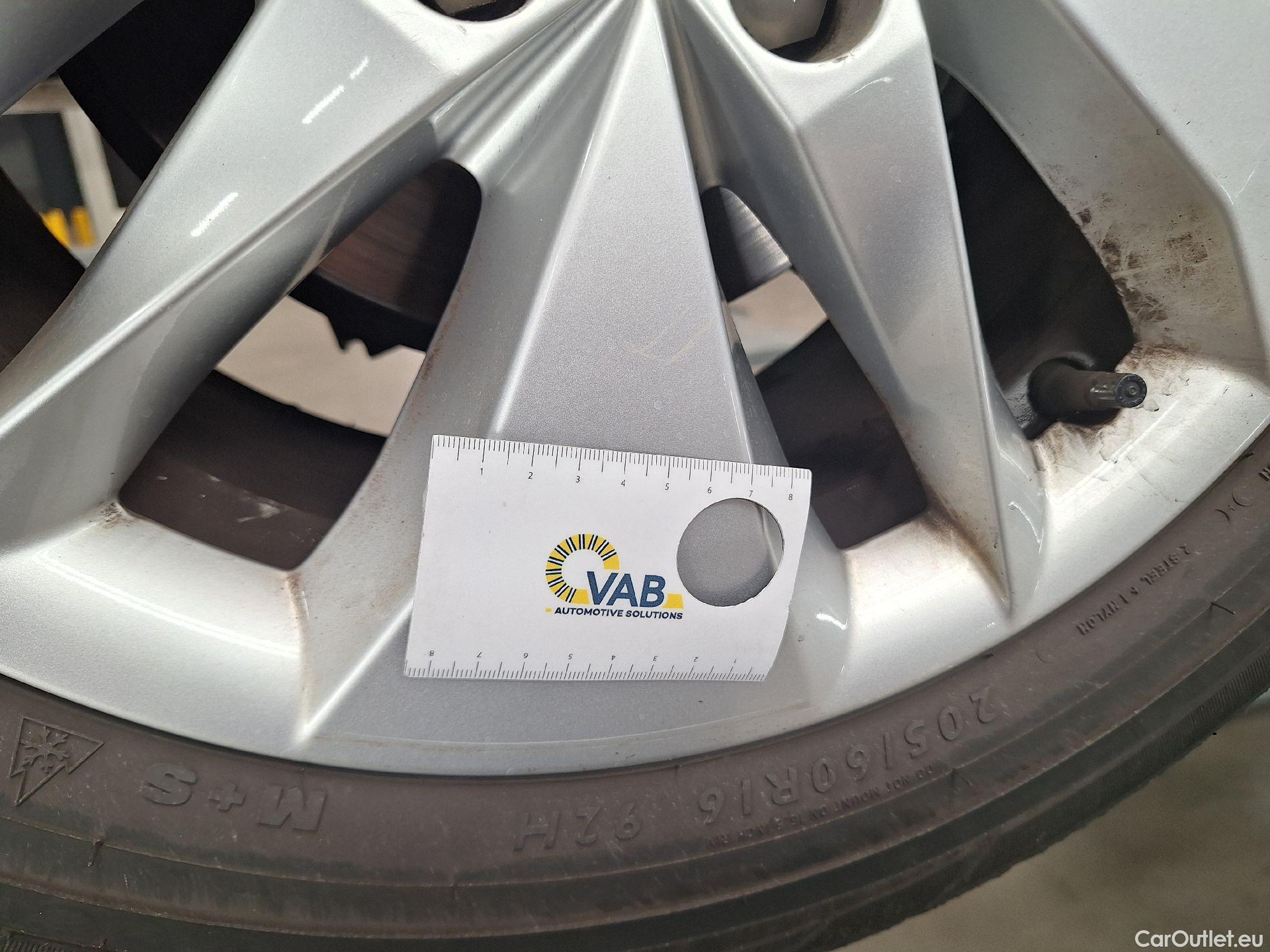  Skoda  Octavia Skoda,  Combi '20, Skoda  Combi 2.0 CRTDI 85kW Ambition 5d #48