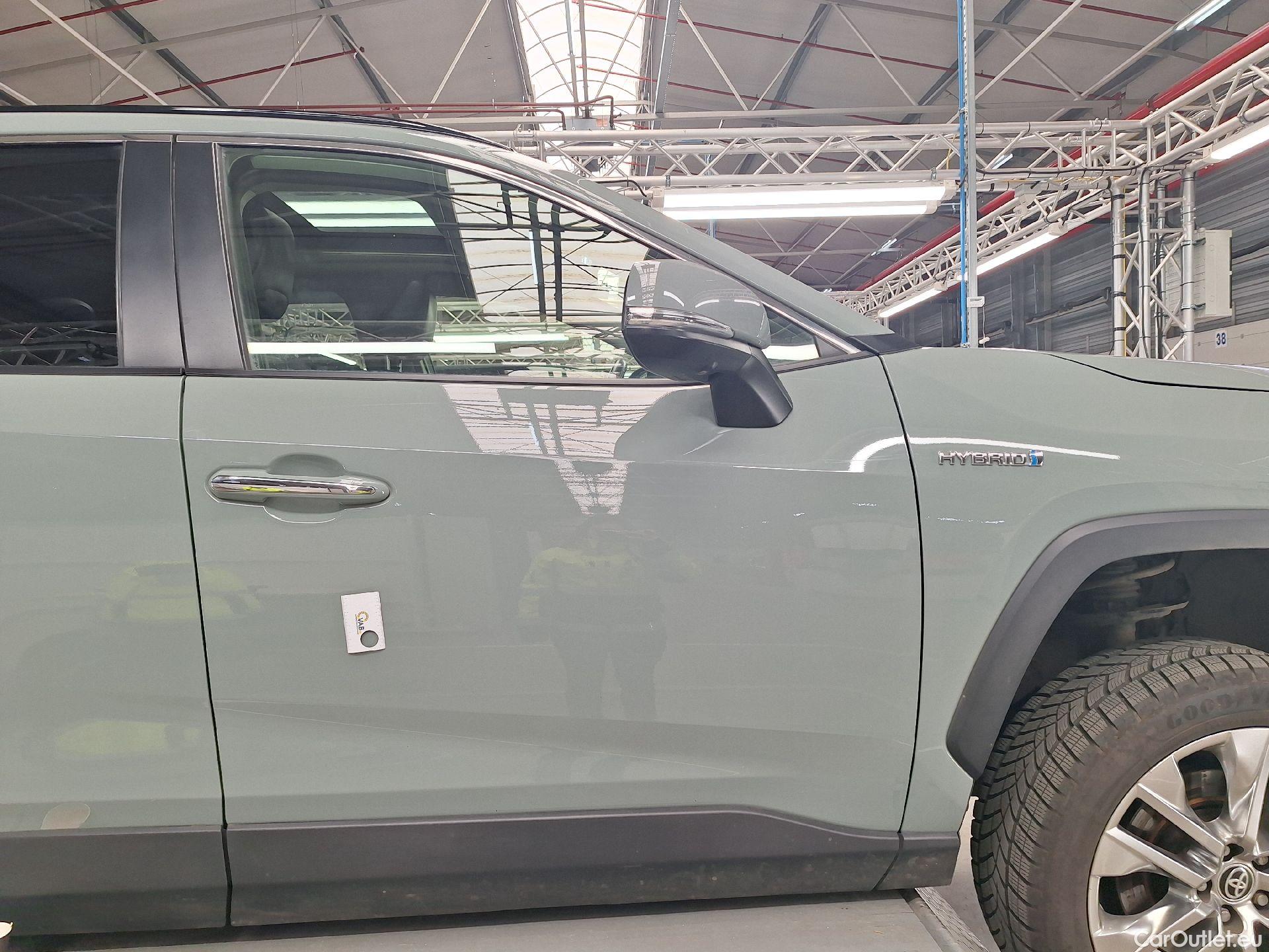  Toyota  RAV4 Toyota,  '18, Toyota  2.5 Hybrid Lithium 4x4 Premium Plus CV #61