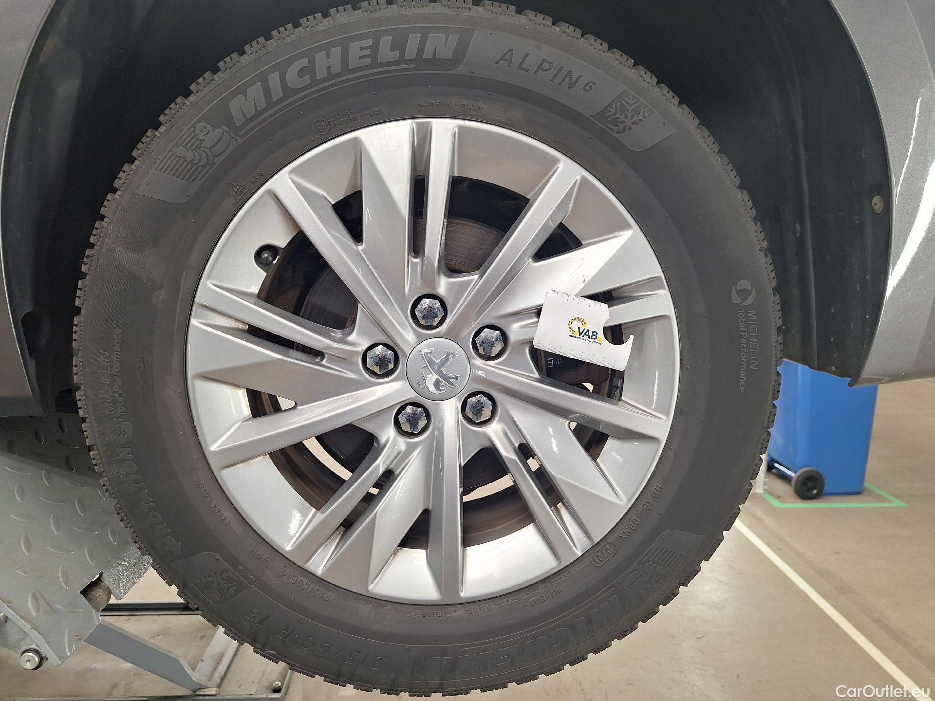  Peugeot  508 Peugeot,  SW '18, Peugeot  SW 1.5 BlueHDi 130 S&S EAT8 Active Pac #26