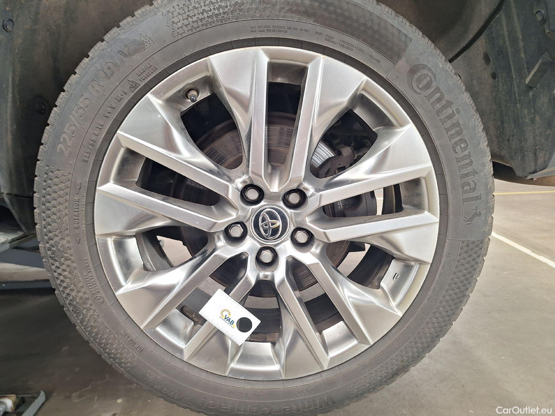  Toyota  RAV4 Toyota,  '18, Toyota  2.5 Hybrid Lithium 4x4 Premium Plus CV #32