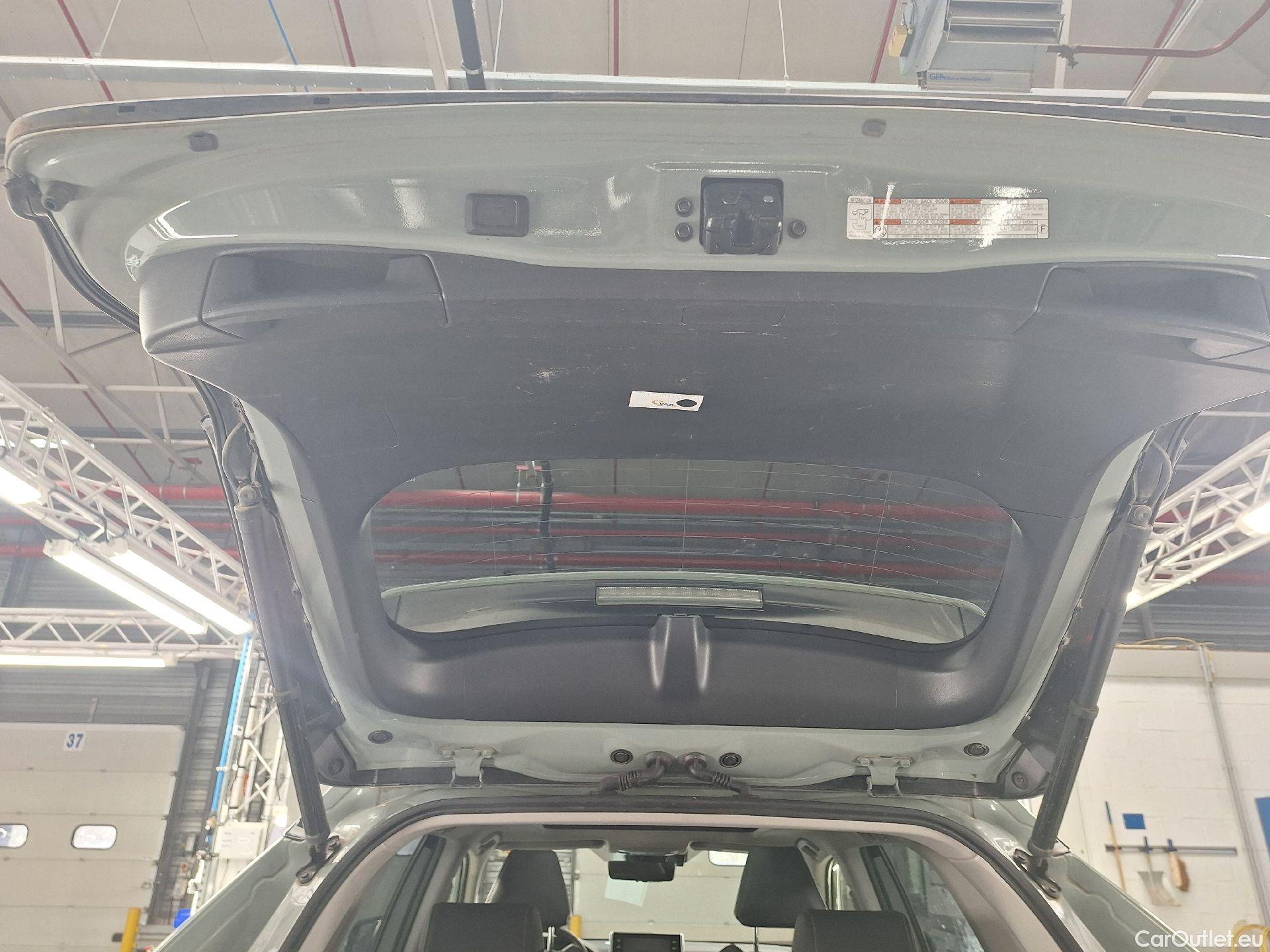  Toyota  RAV4 Toyota,  '18, Toyota  2.5 Hybrid Lithium 4x4 Premium Plus CV #11