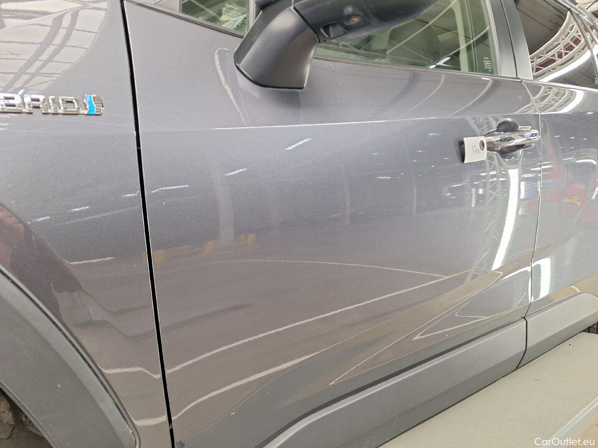  Toyota  RAV4 Toyota,  '18, Toyota  2.5 VVT-i Hybrid Premium Plus 4x4 E-CV #26