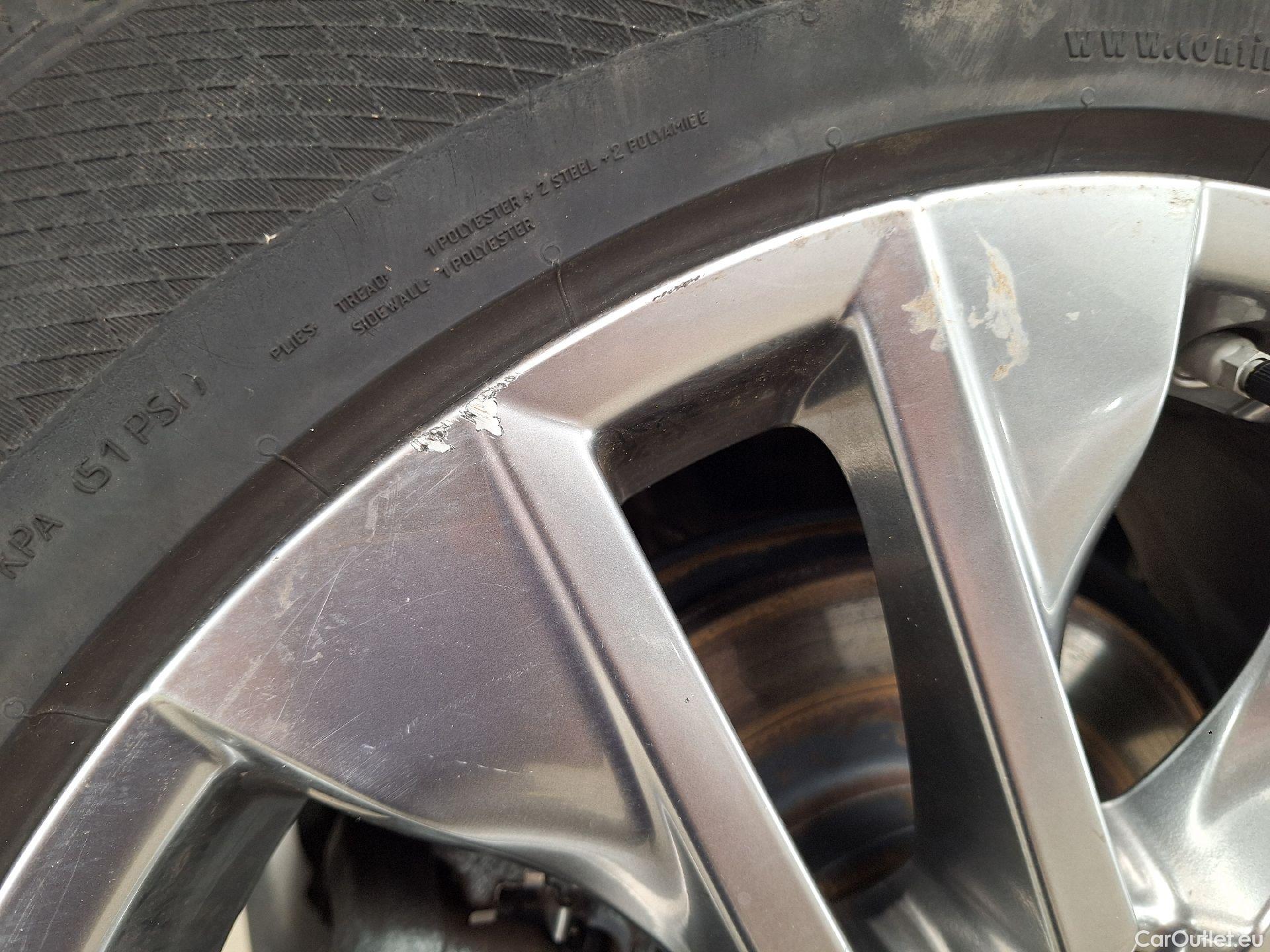  Toyota  RAV4 Toyota,  '18, Toyota  2.5 VVT-i Hybrid Premium Plus 4x4 E-CV #55