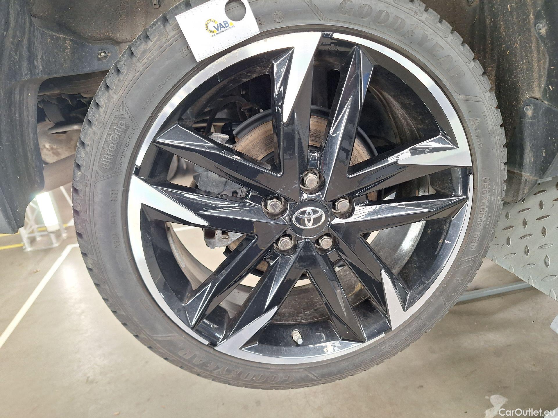  Toyota  C-HR Toyota,  '16, Toyota  1.8 VVT i-Hybrid GR Sport E-CVT 5d #18