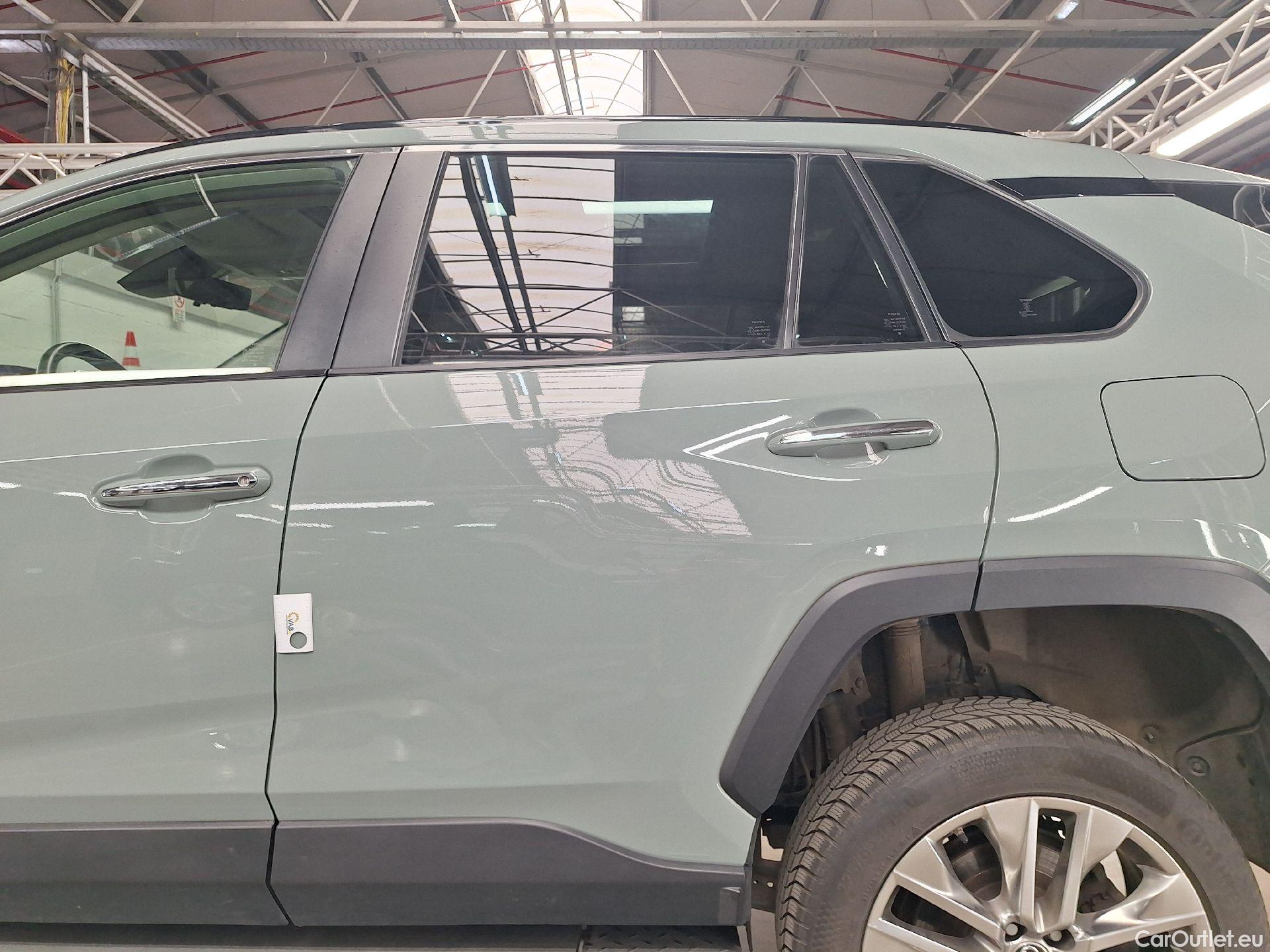  Toyota  RAV4 Toyota,  '18, Toyota  2.5 Hybrid Lithium 4x4 Premium Plus CV #27