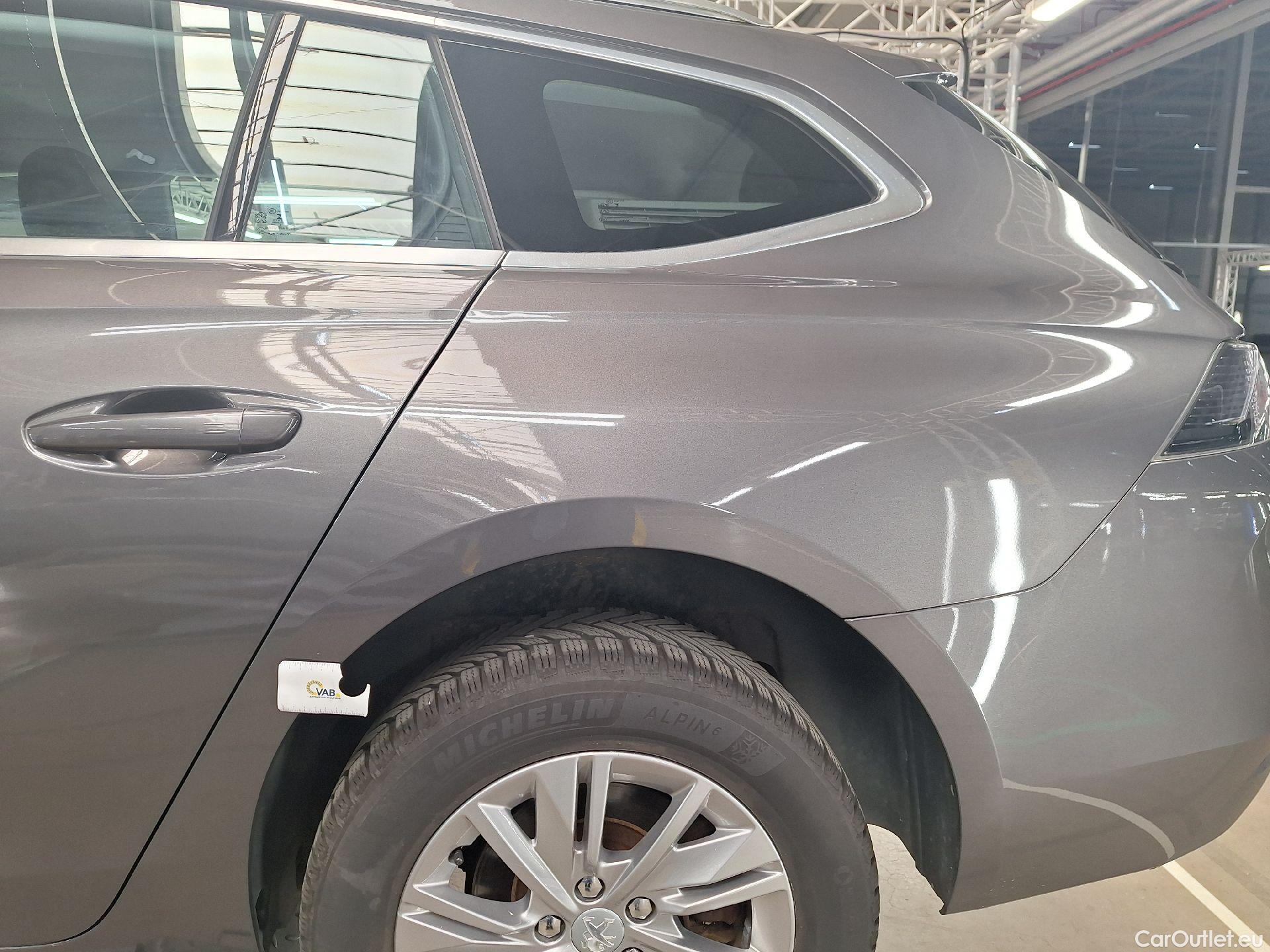  Peugeot  508 Peugeot,  SW '18, Peugeot  SW 1.5 BlueHDi 130 S&S EAT8 Active Pac #14