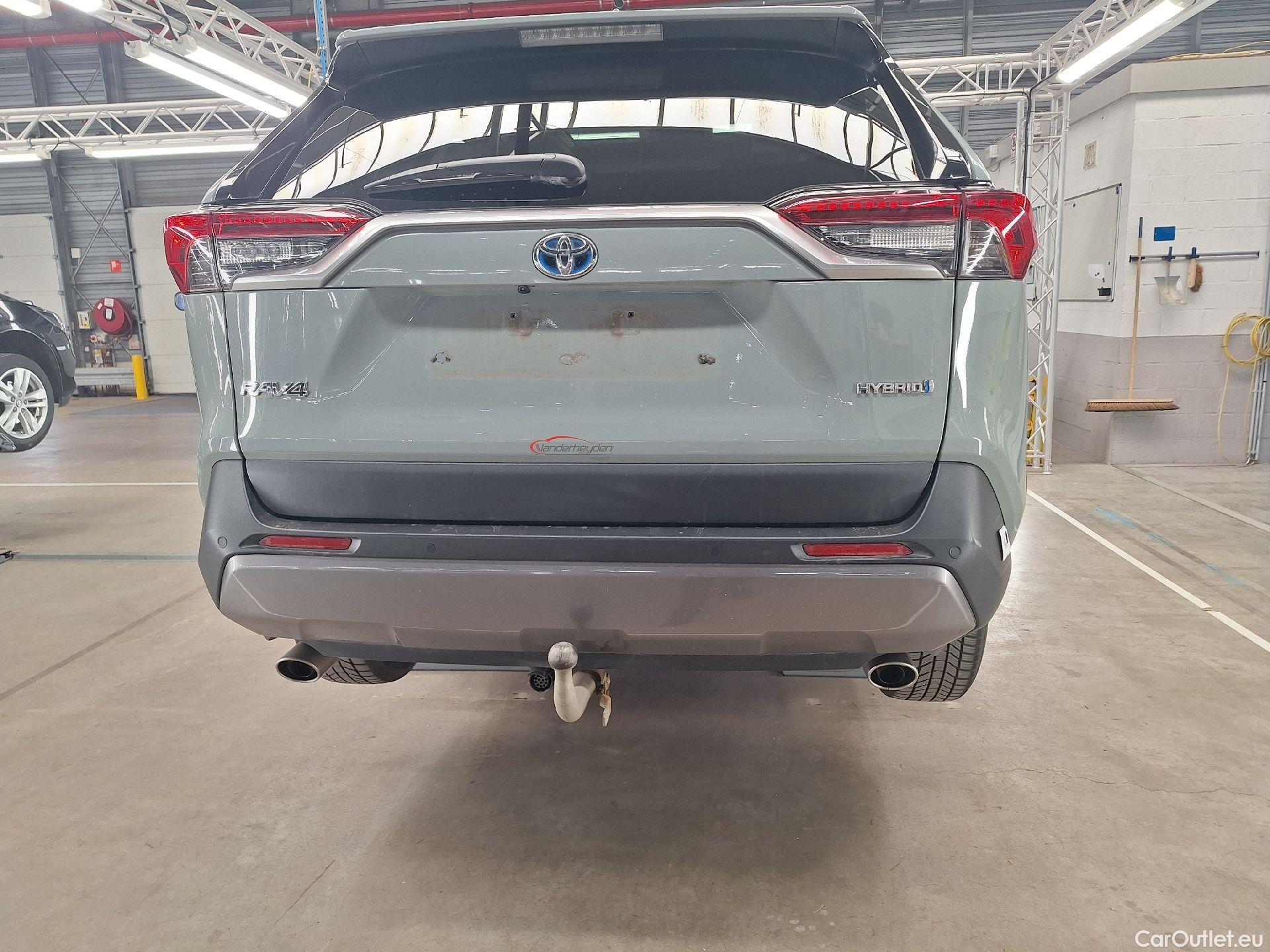  Toyota  RAV4 Toyota,  '18, Toyota  2.5 Hybrid Lithium 4x4 Premium Plus CV #45