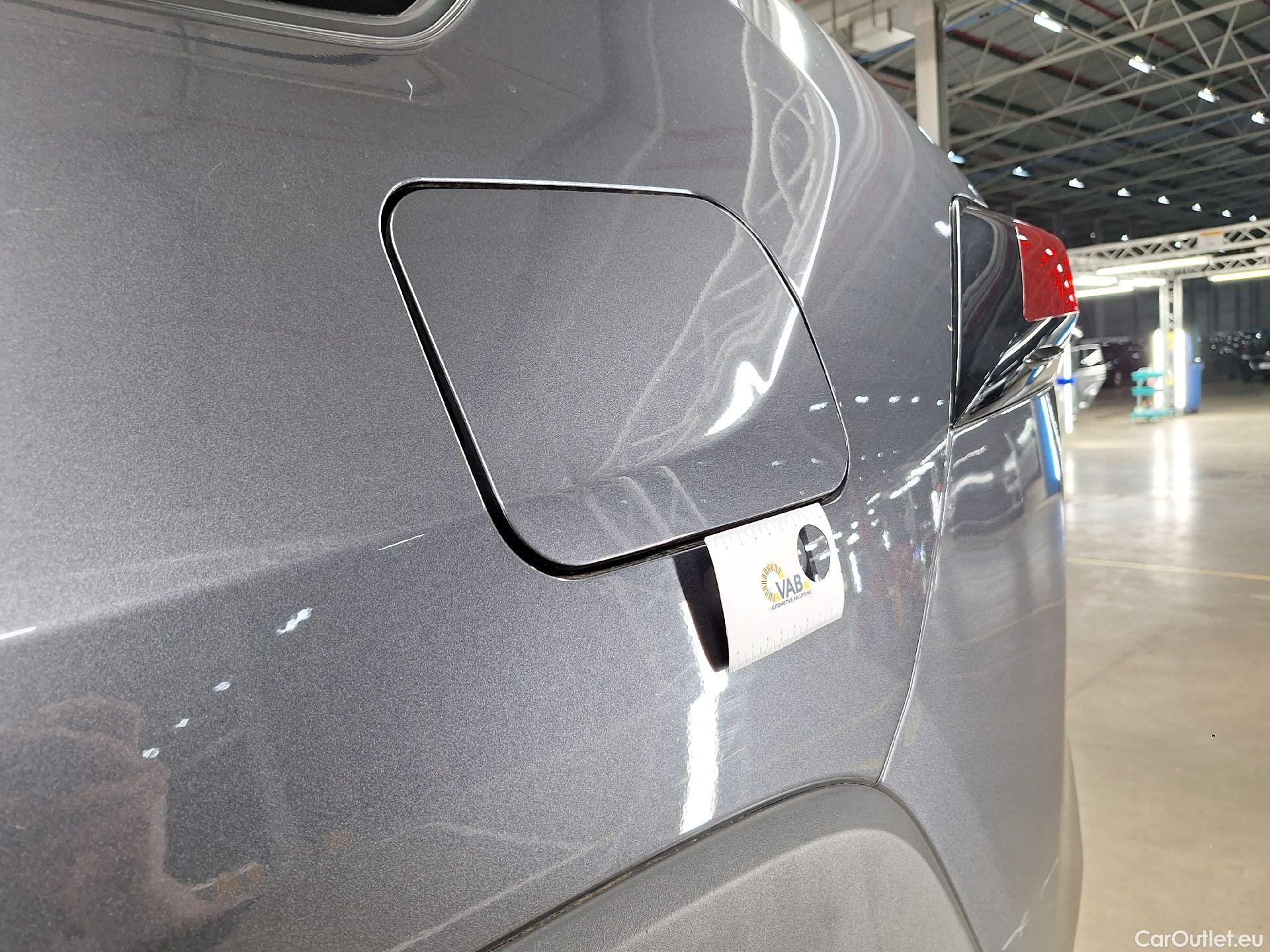  Toyota  RAV4 Toyota,  '18, Toyota  2.5 VVT-i Hybrid Premium Plus 4x4 E-CV #35