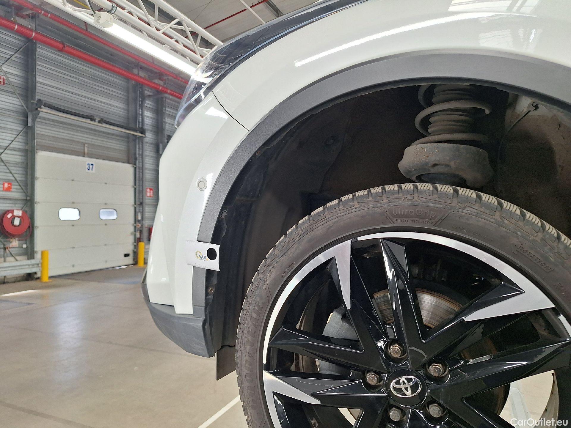  Toyota  C-HR Toyota,  '16, Toyota  1.8 VVT i-Hybrid GR Sport E-CVT 5d #9