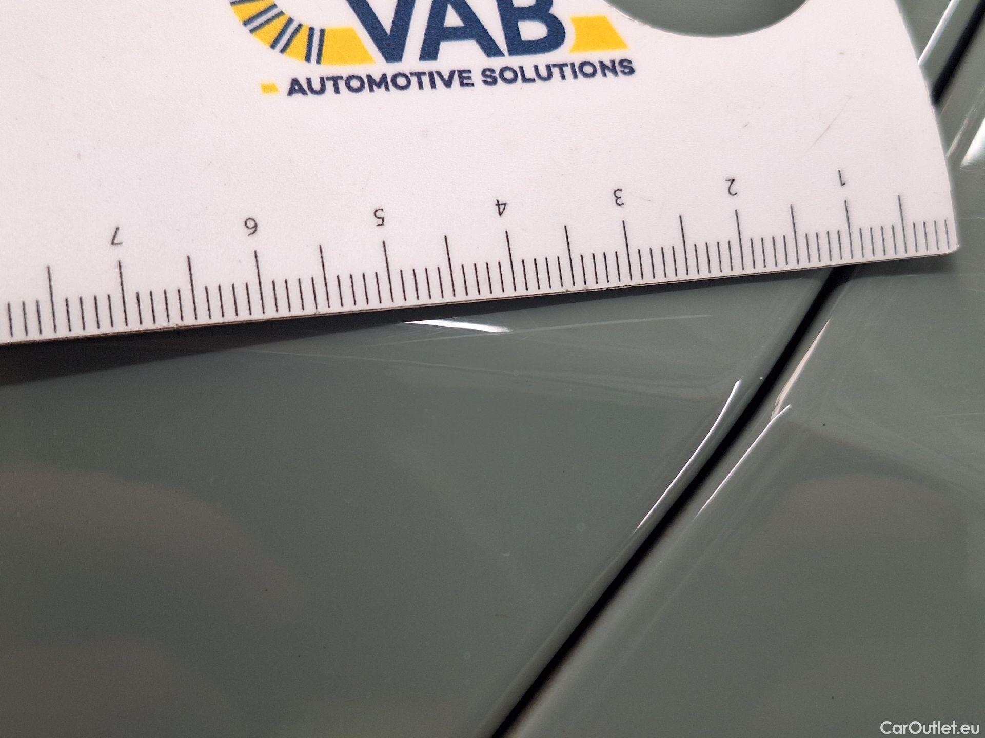  Toyota  RAV4 Toyota,  '18, Toyota  2.5 Hybrid Lithium 4x4 Premium Plus CV #66