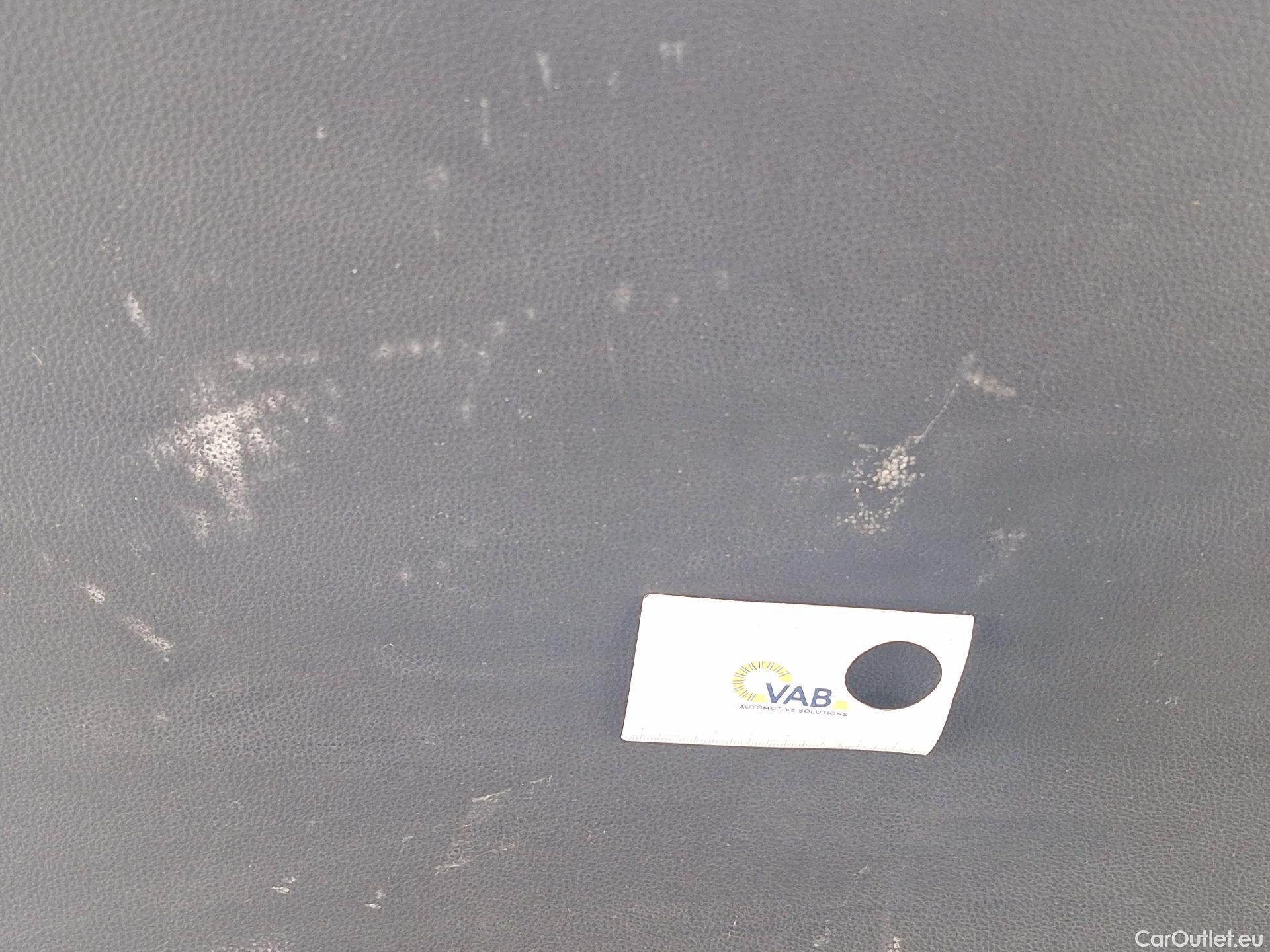  Toyota  RAV4 Toyota,  '18, Toyota  2.5 Hybrid Lithium 4x4 Premium Plus CV #12